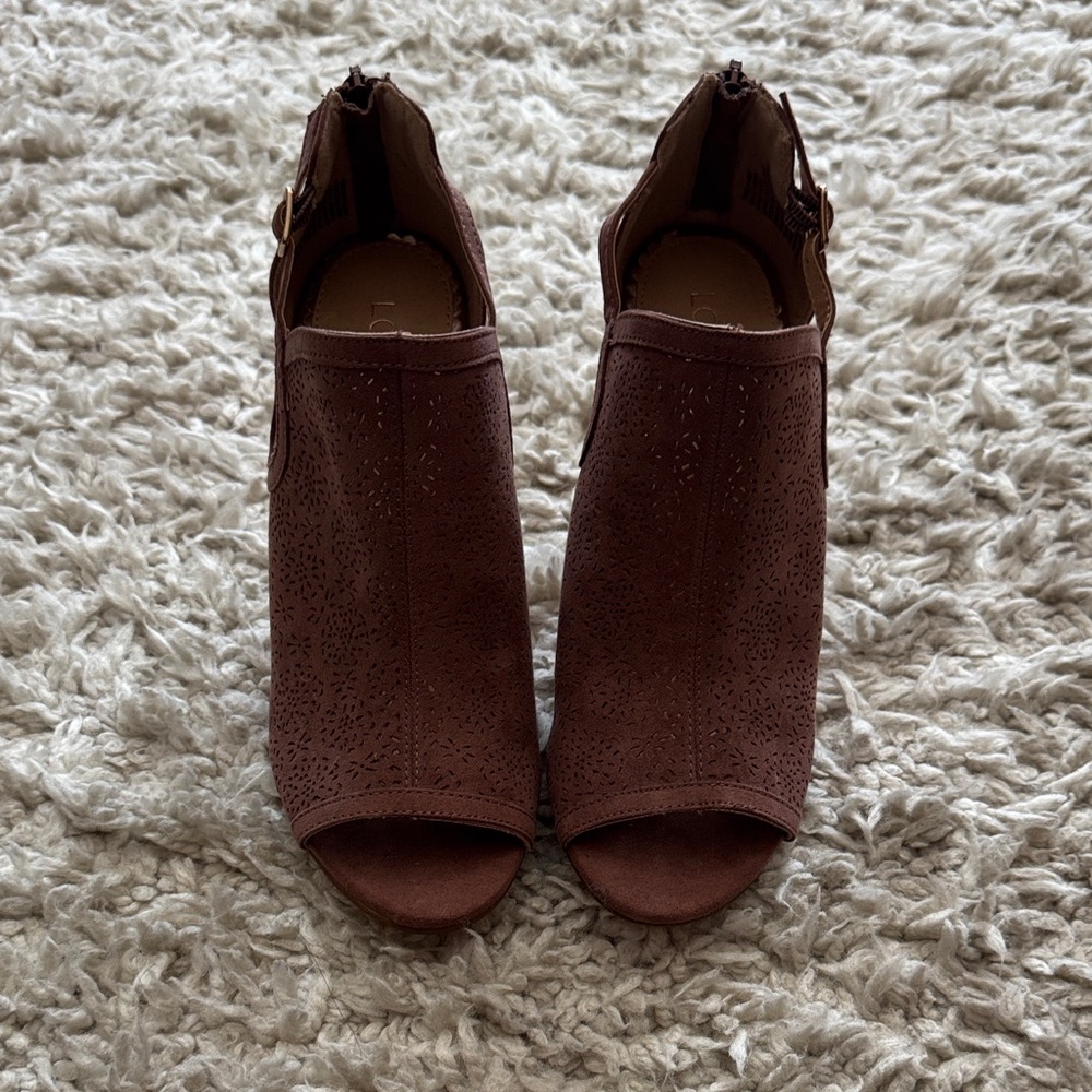 Mauve Peep-Toe Ankle Heels